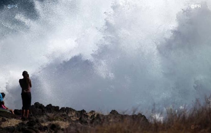 Image d'illustration pour Dom Tom : Forte houle à la Réunion